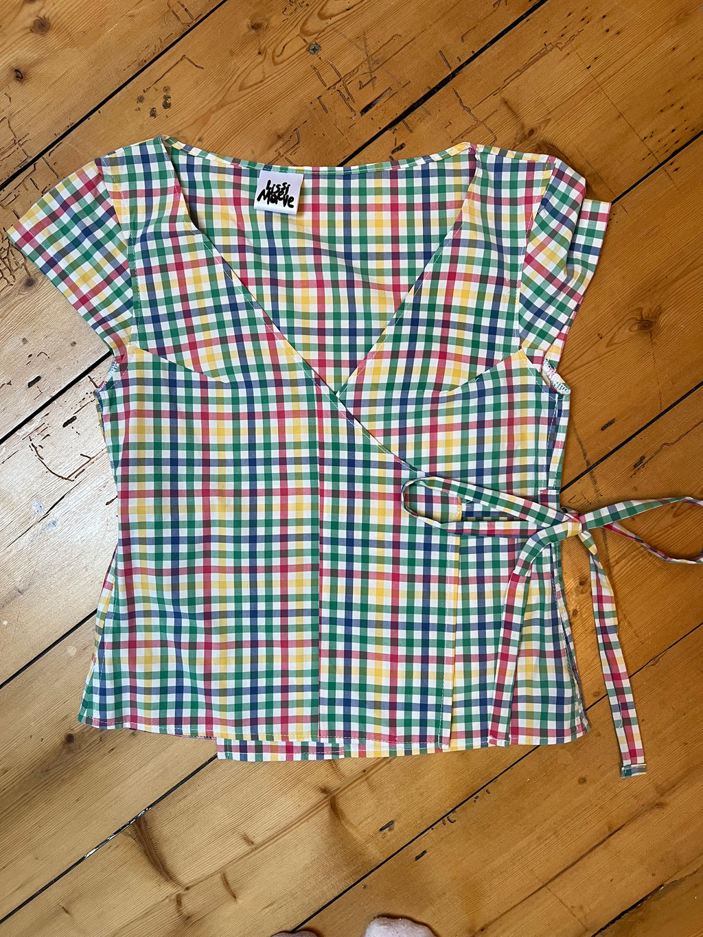 Lyla Wrap top (small)