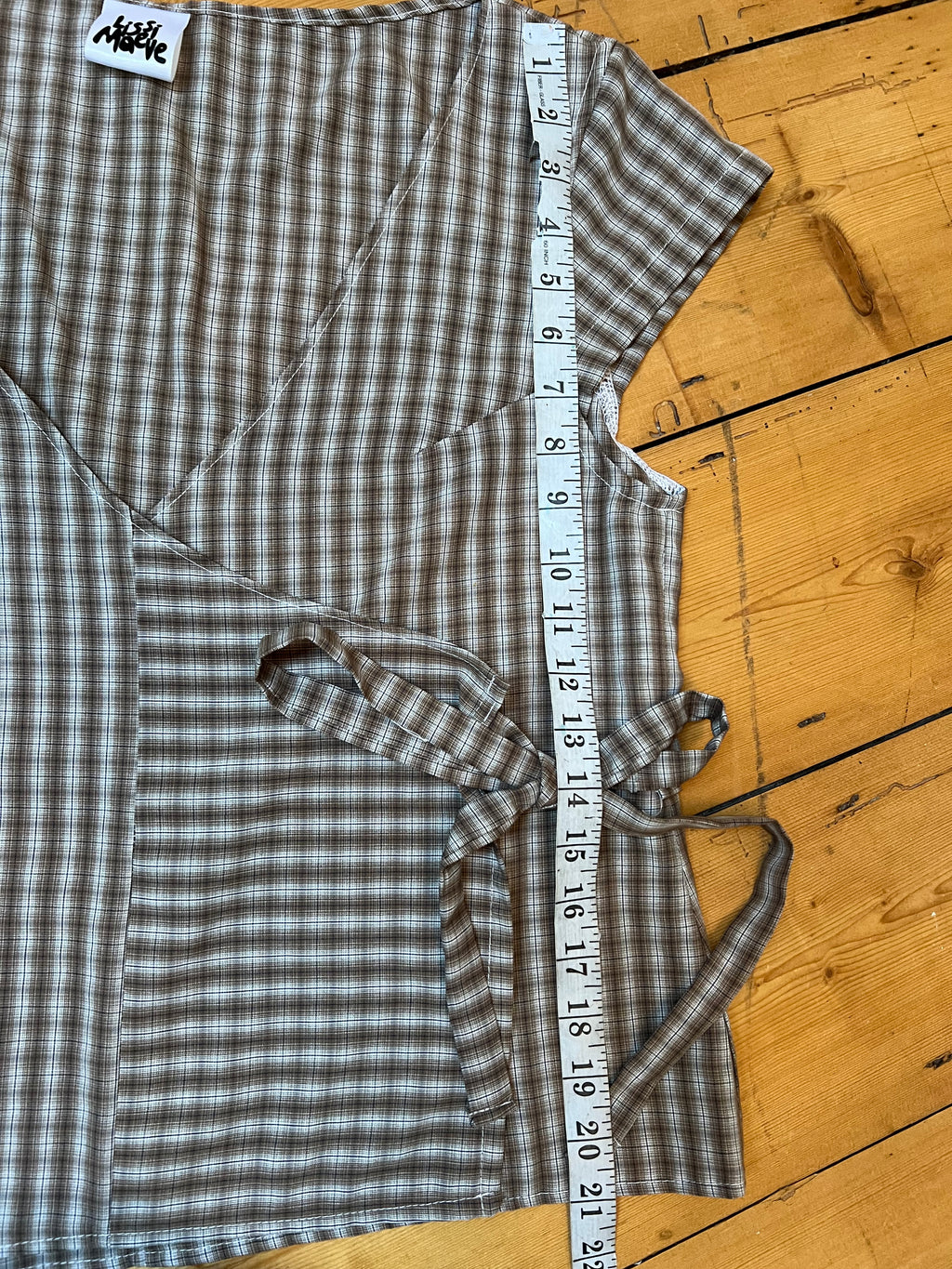 Lyla Wrap top (medium)