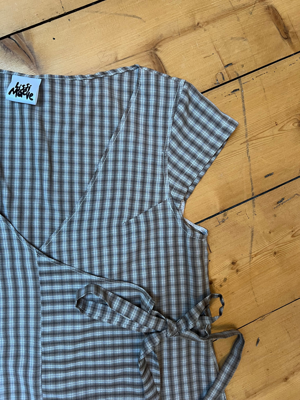 Lyla Wrap top (medium)